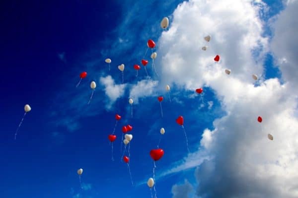 balloon-heart-love-romance